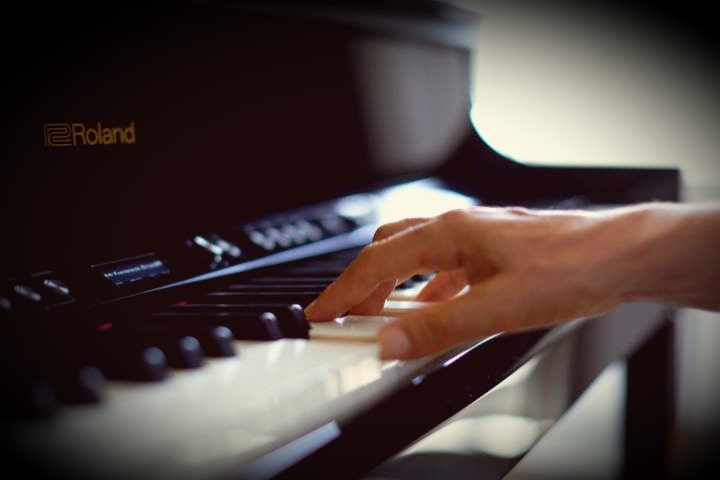 Roland LX700 - новая серия цифровых фортепиано