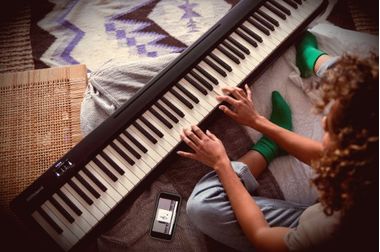 Roland FP-10:  новый лидер бюджетной линейки цифровых фортепиано