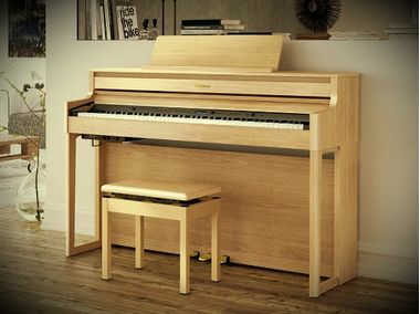 Roland HP700 - новая линейка цифровых фортепиано 
