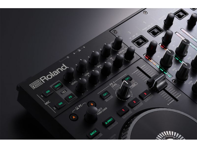 Купить Roland DJ-707M Контроллер DJ
