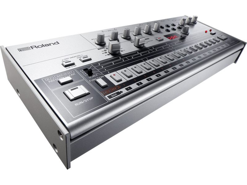Купить Roland TR-06 Драм-машина